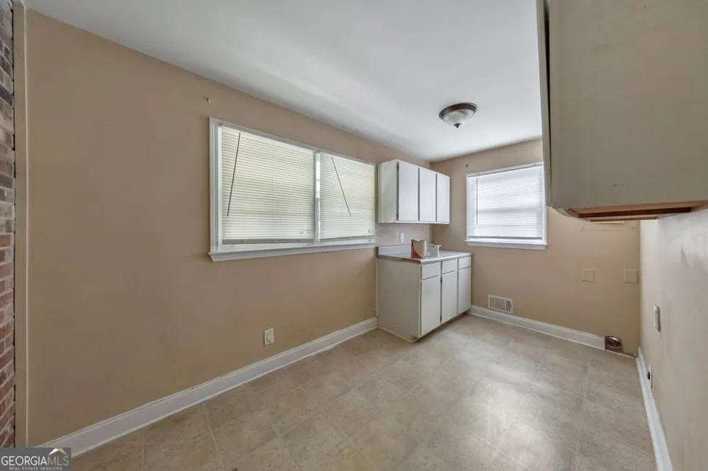 4259 Worth ST NW Acworth, GA 30101