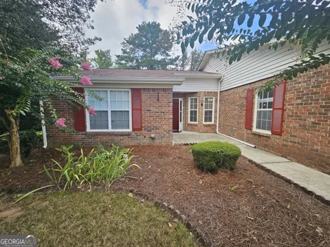 235 Monmouth DR