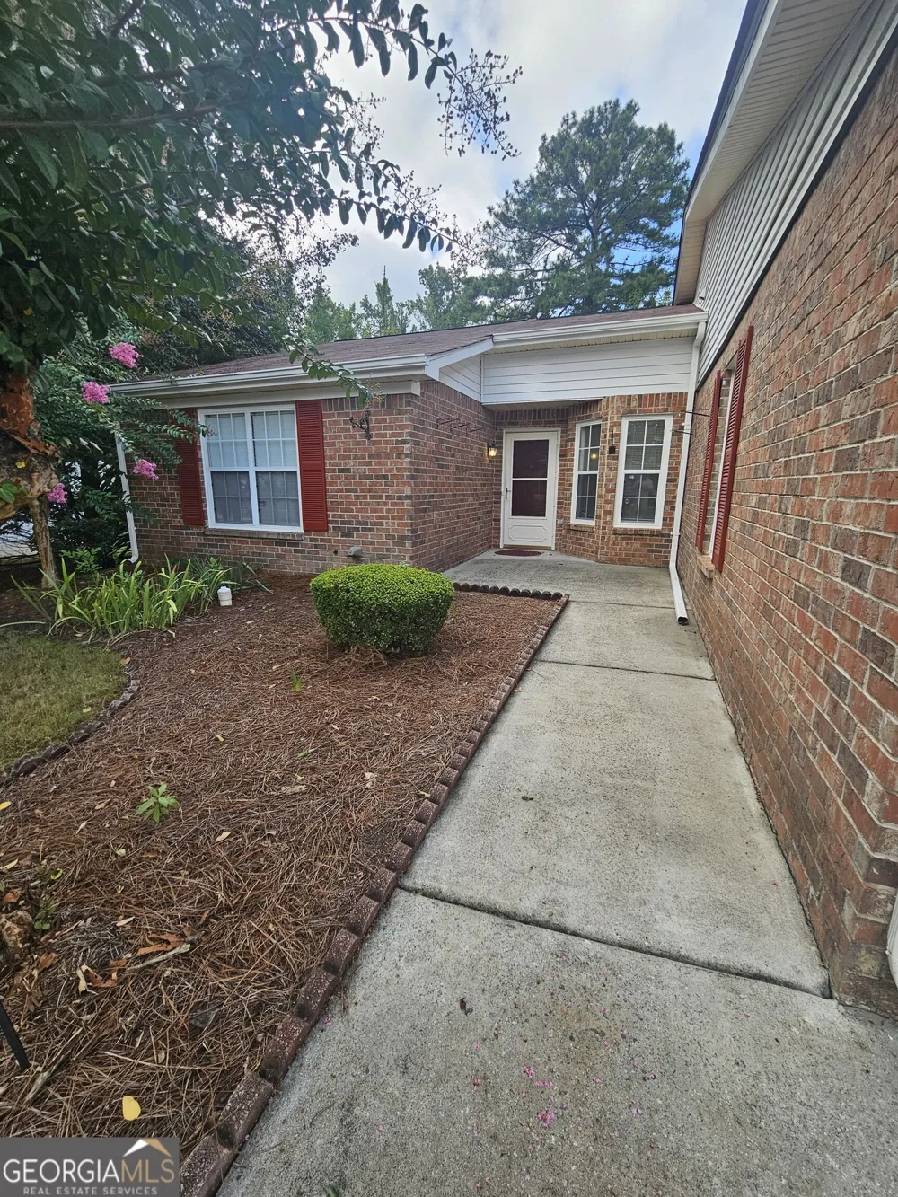 235 Monmouth DR Fayetteville, GA 30214