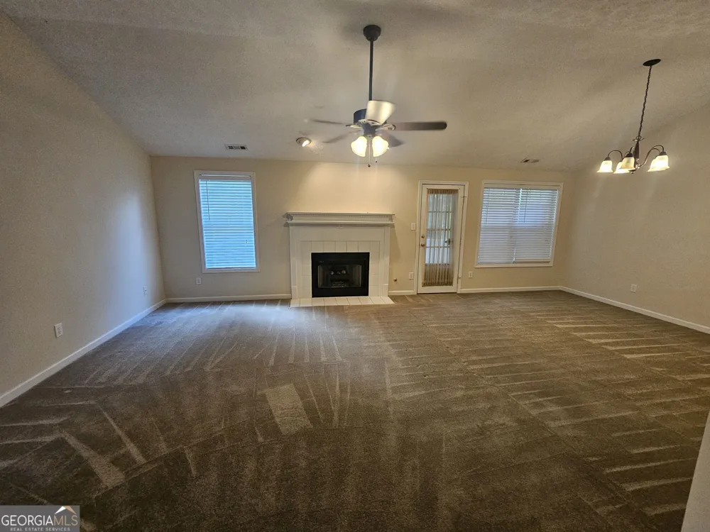 235 Monmouth DR Fayetteville, GA 30214