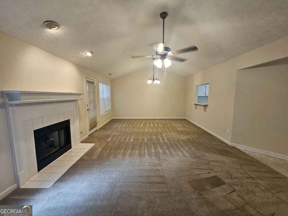 235 Monmouth DR Fayetteville, GA 30214