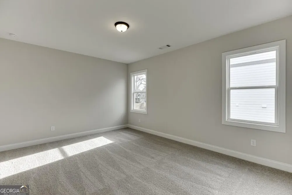175 Swimming Pool RD Buford, GA 30518