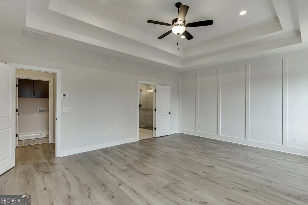175 Swimming Pool RD Buford, GA 30518