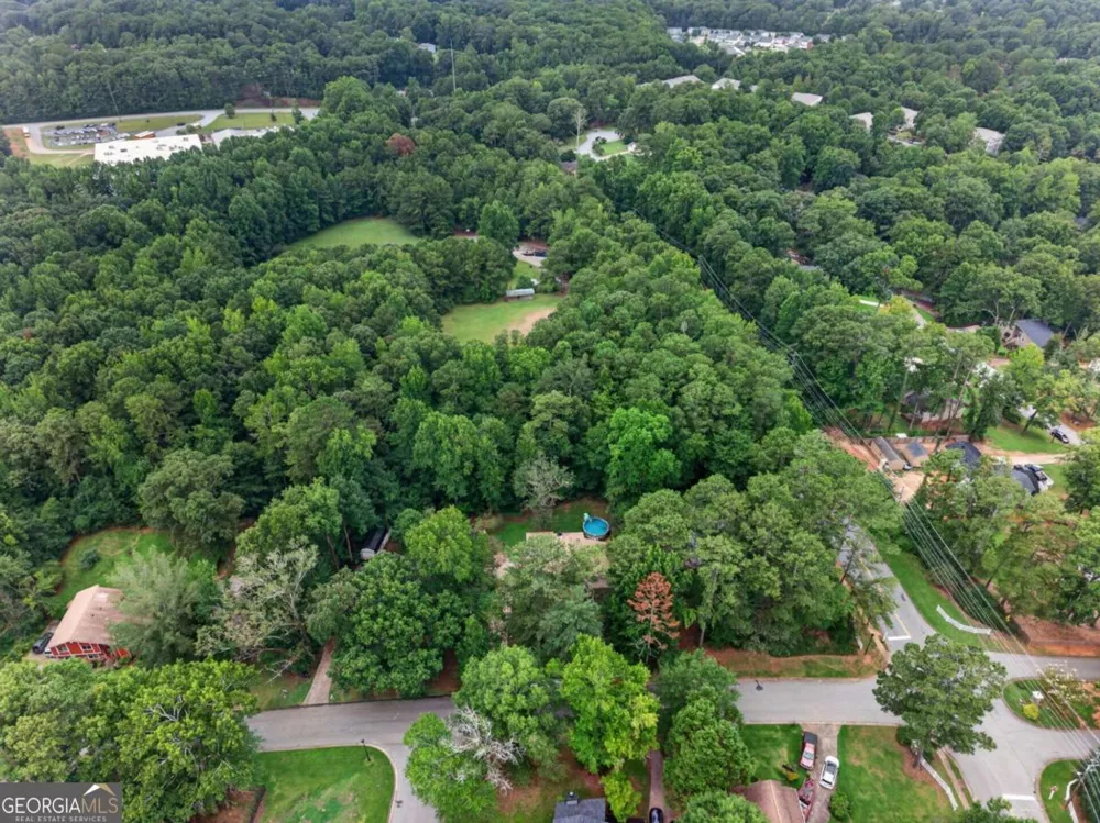 6715 Live Oak LN Douglasville, GA 30135