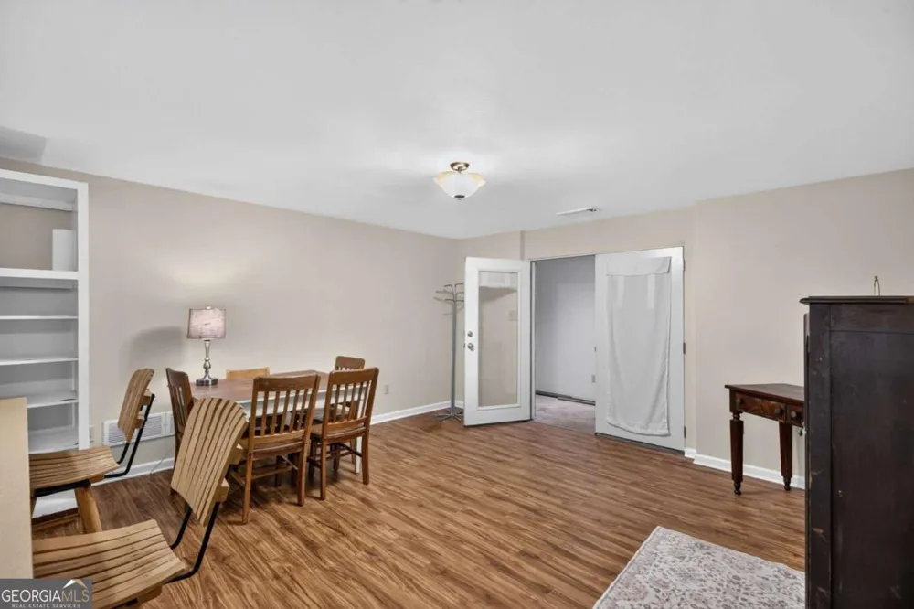 6715 Live Oak LN Douglasville, GA 30135