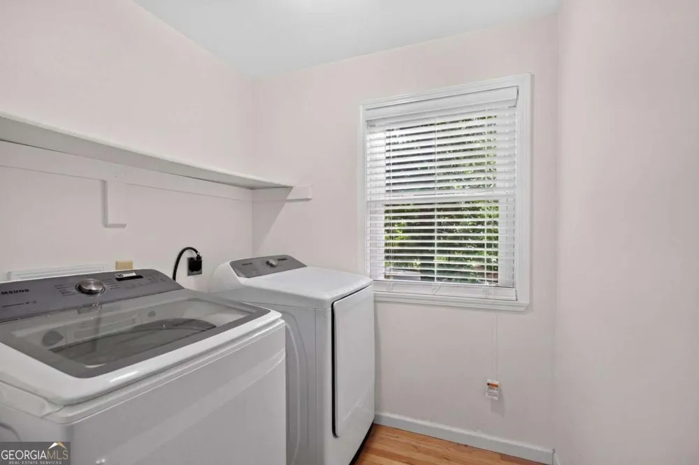 6715 Live Oak LN Douglasville, GA 30135