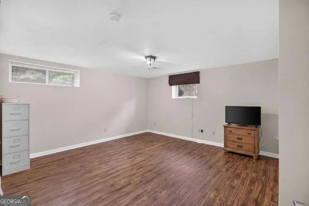6715 Live Oak LN Douglasville, GA 30135