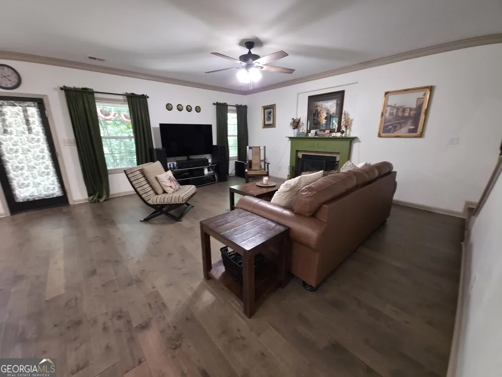 96 Oak Leaf WAY Hamilton, GA 31811