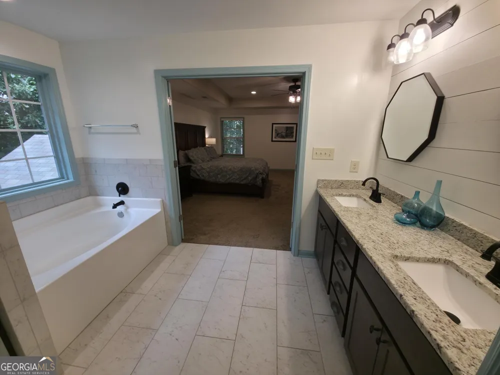 96 Oak Leaf WAY Hamilton, GA 31811