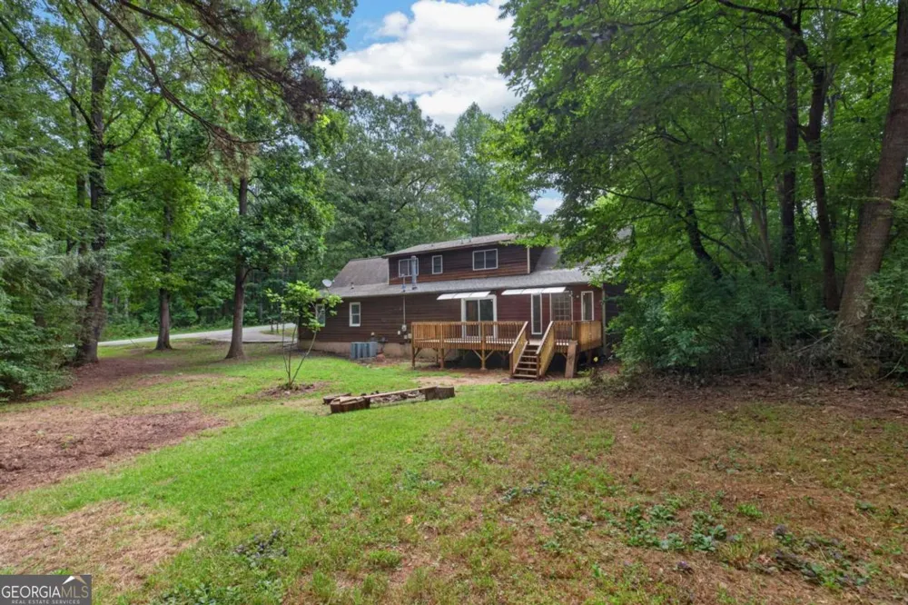 4363 Post RD Winston, GA 30187