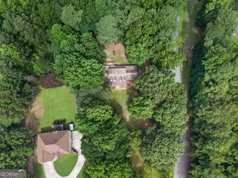 4363 Post RD Winston, GA 30187