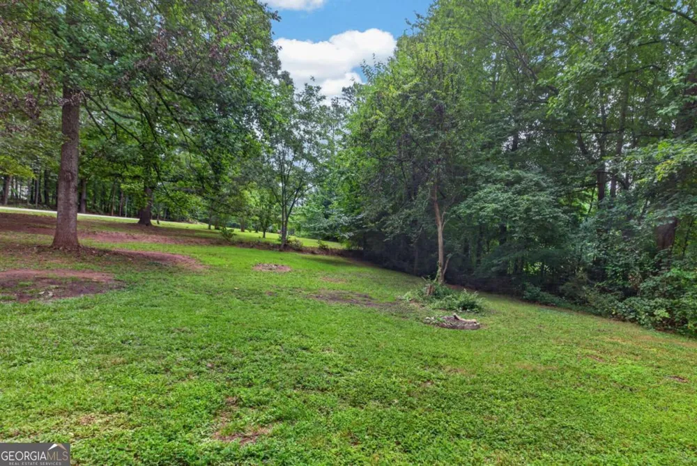 4363 Post RD Winston, GA 30187