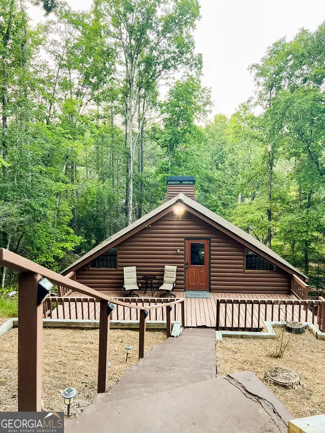893 Hooper RD Cleveland, GA 30528