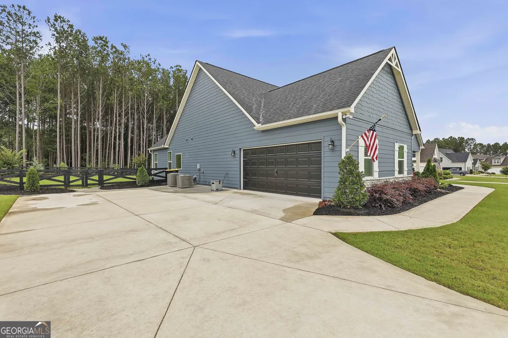 130 Maple LN Williamson, GA 30292