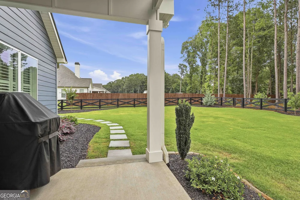 130 Maple LN Williamson, GA 30292