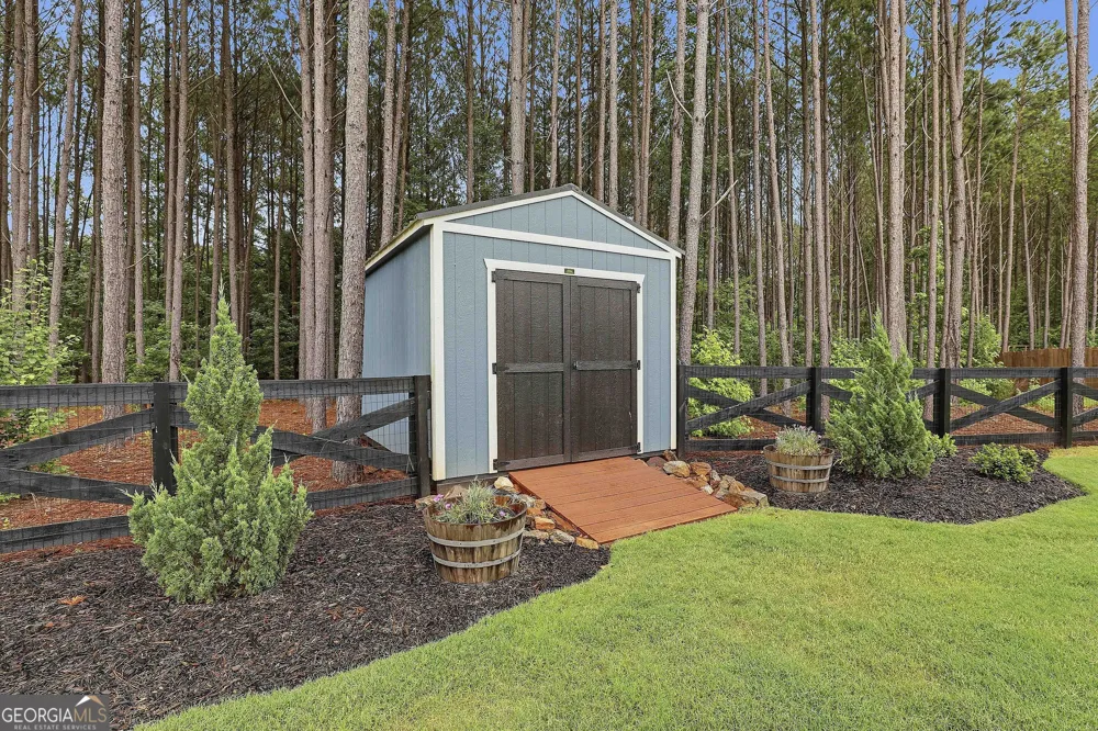 130 Maple LN Williamson, GA 30292