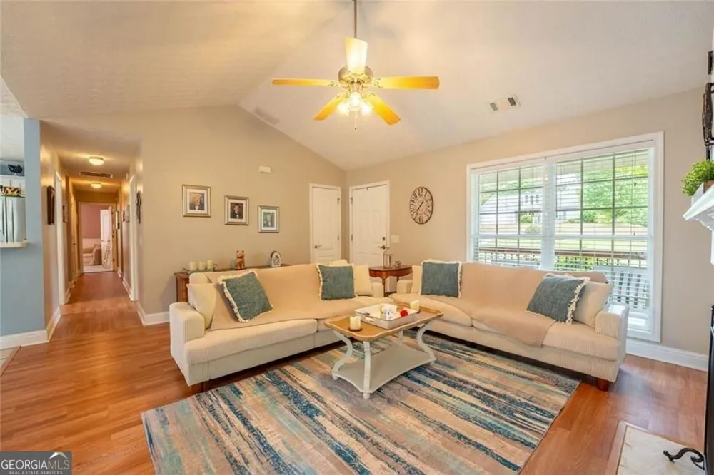 329 Tallassee LN Statham, GA 30666