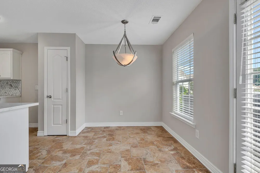 233 Fox Creek BLVD Woodstock, GA 30188