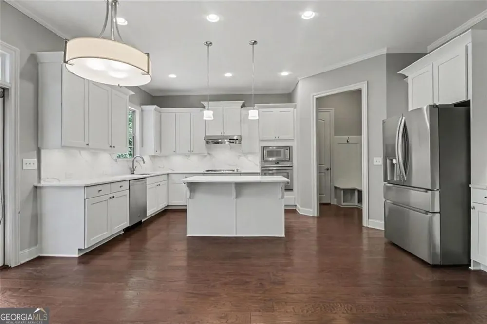 2720 Cogburn LN Milton, GA 30004