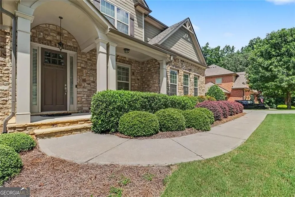 2720 Cogburn LN Milton, GA 30004