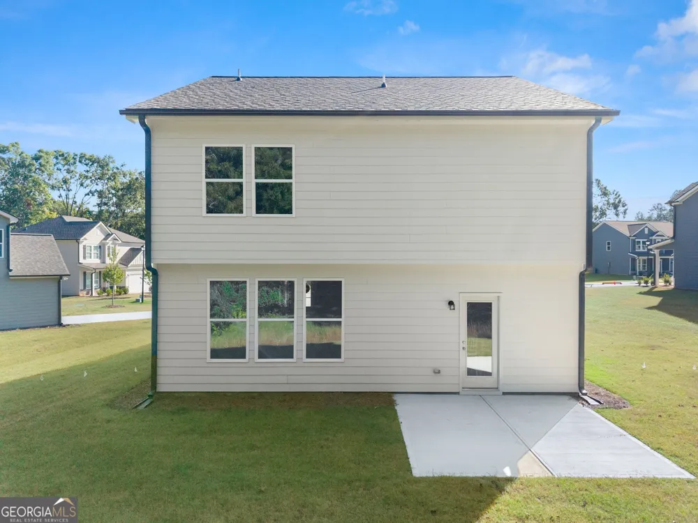70 Edith CT Statham, GA 30666
