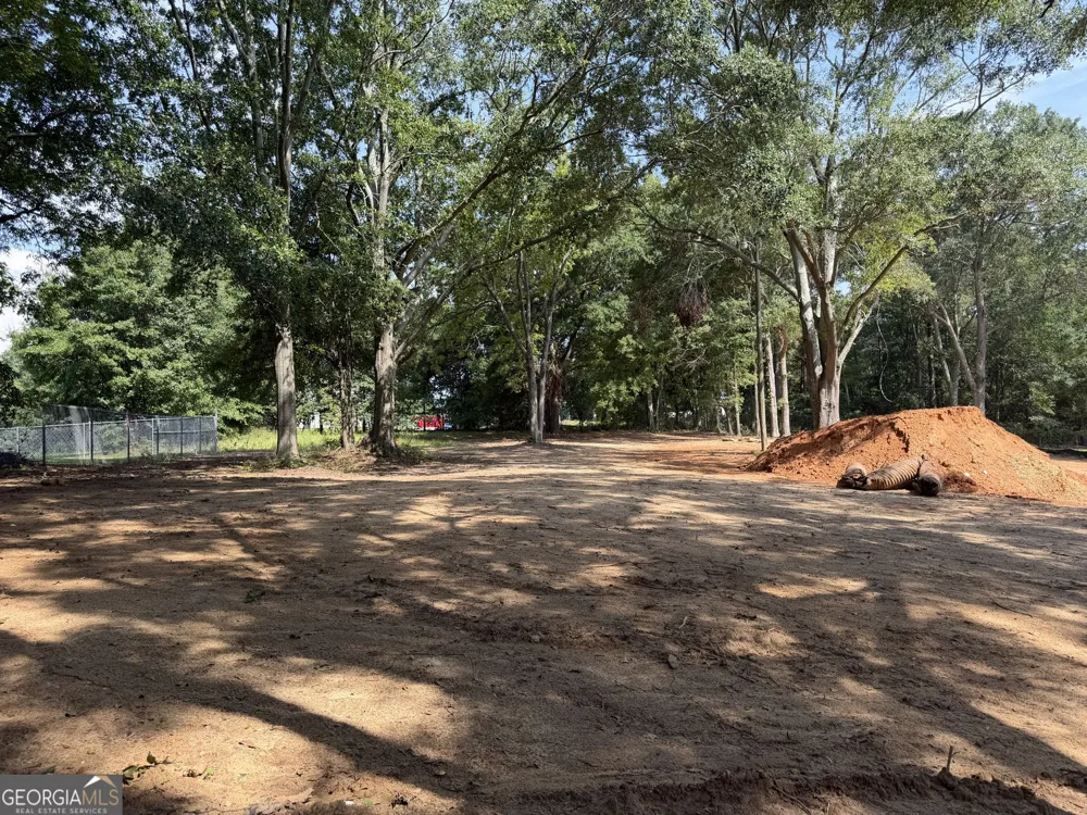 207 Walton ST Loganville, GA 30052