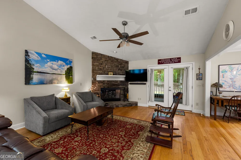 39 Village Pointe DR LaGrange, GA 30240