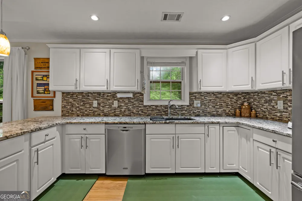 39 Village Pointe DR LaGrange, GA 30240