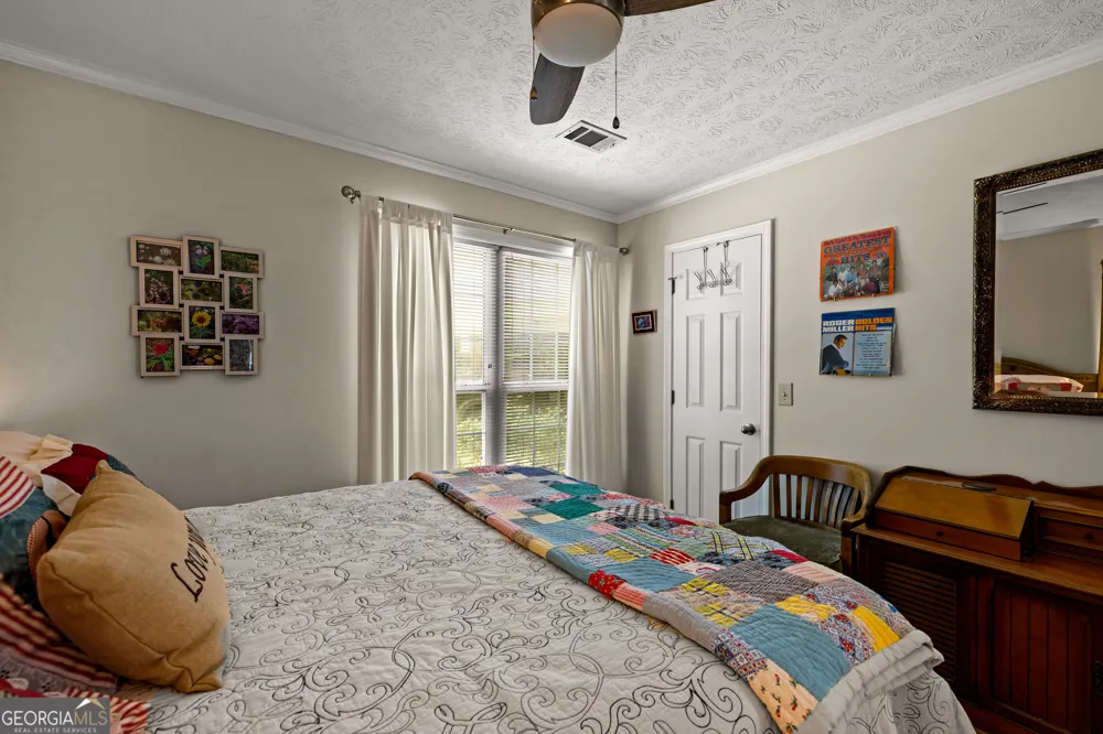 39 Village Pointe DR LaGrange, GA 30240