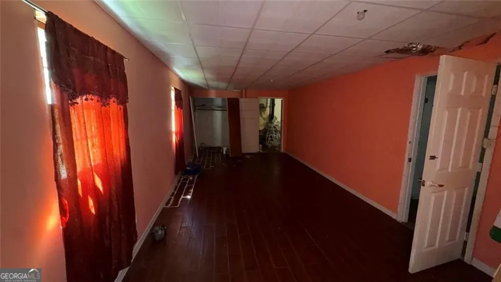 1053 Redan TRL Stone Mountain, GA 30088