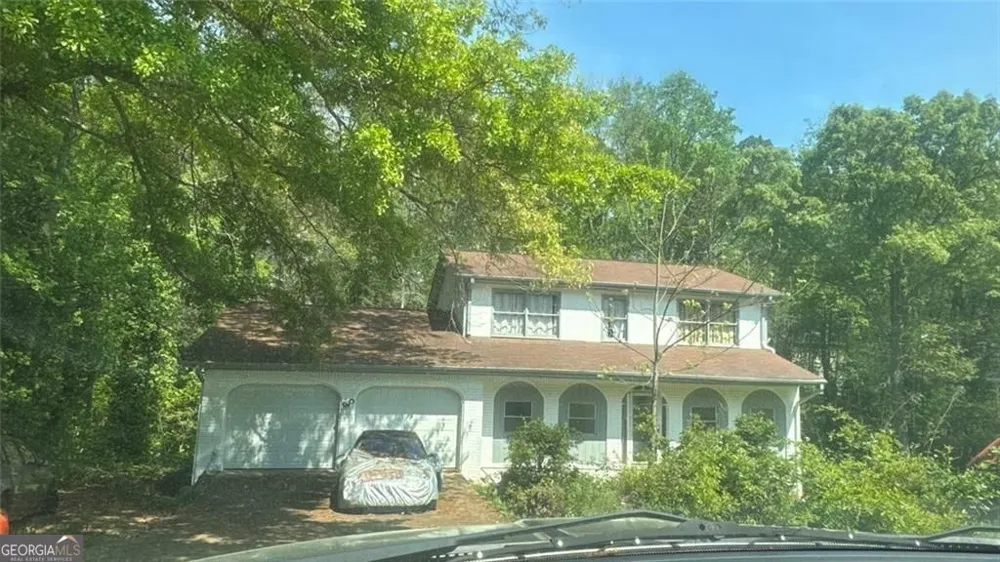 1053 Redan TRL Stone Mountain, GA 30088