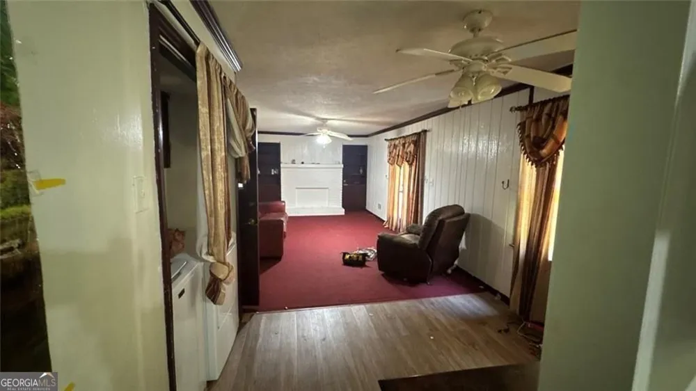 1053 Redan TRL Stone Mountain, GA 30088