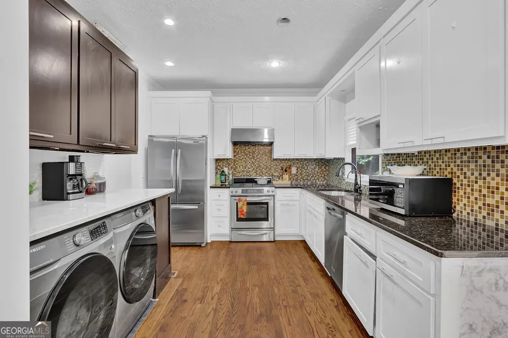 2645 Sandstone DR Lawrenceville, GA 30043