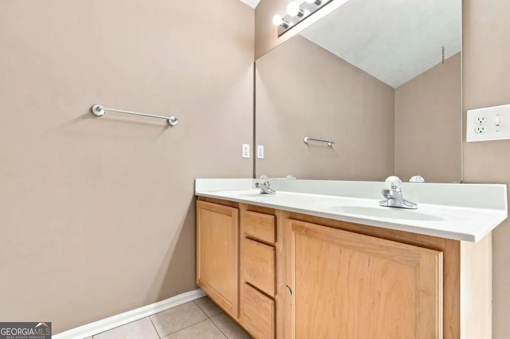 3063 Kentmere DR Cumming, GA 30040