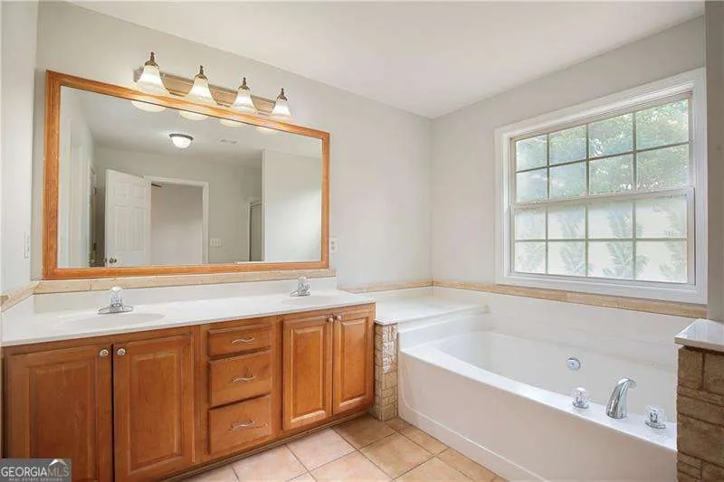 3820 Devenwood WAY Buford, GA 30519