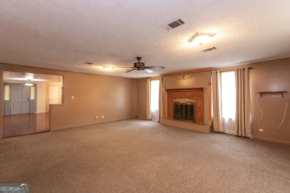 107 Community DR Waycross, GA 31501