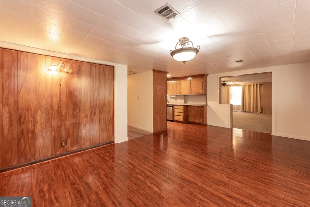 107 Community DR Waycross, GA 31501