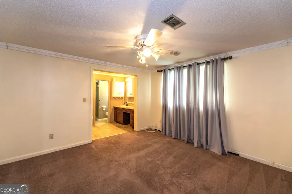 107 Community DR Waycross, GA 31501