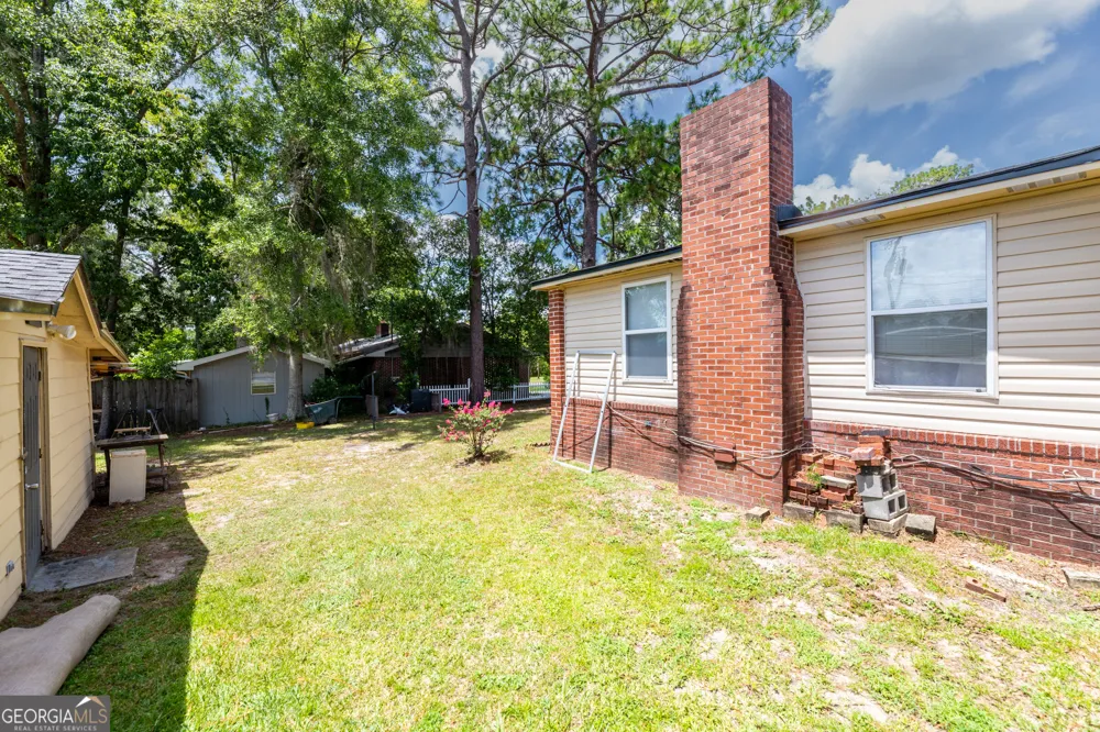 107 Community DR Waycross, GA 31501