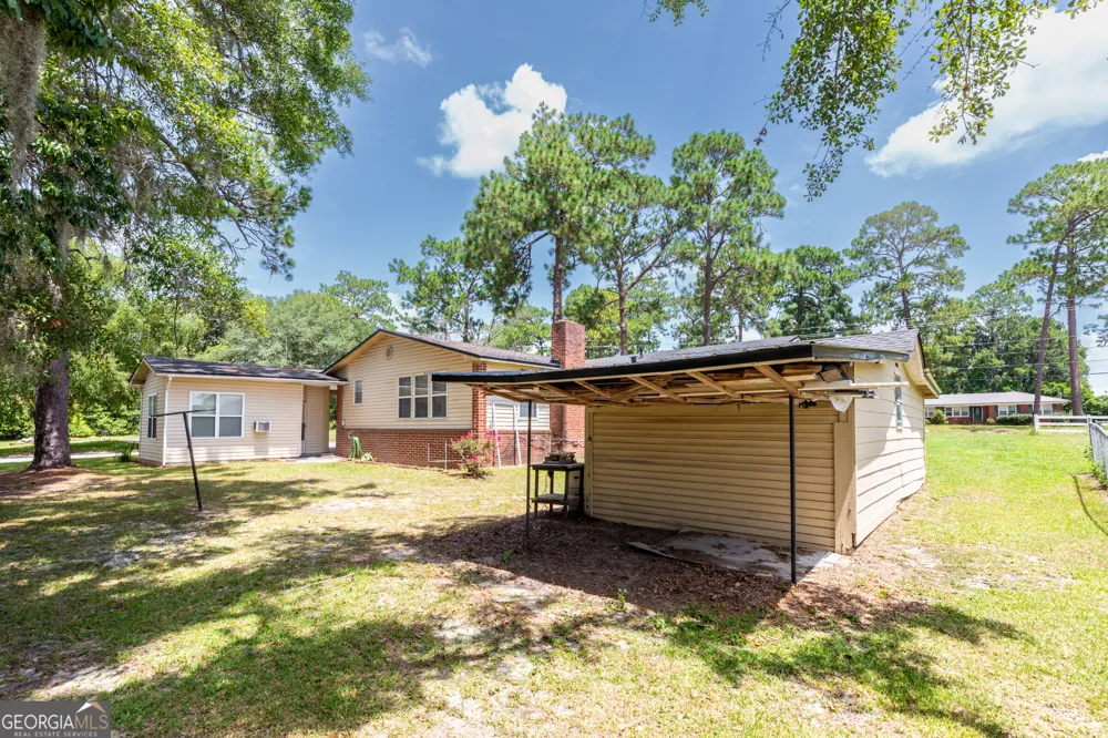 107 Community DR Waycross, GA 31501