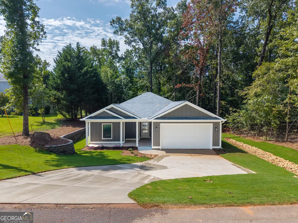 203 Palmer LN Westminster, SC 29693