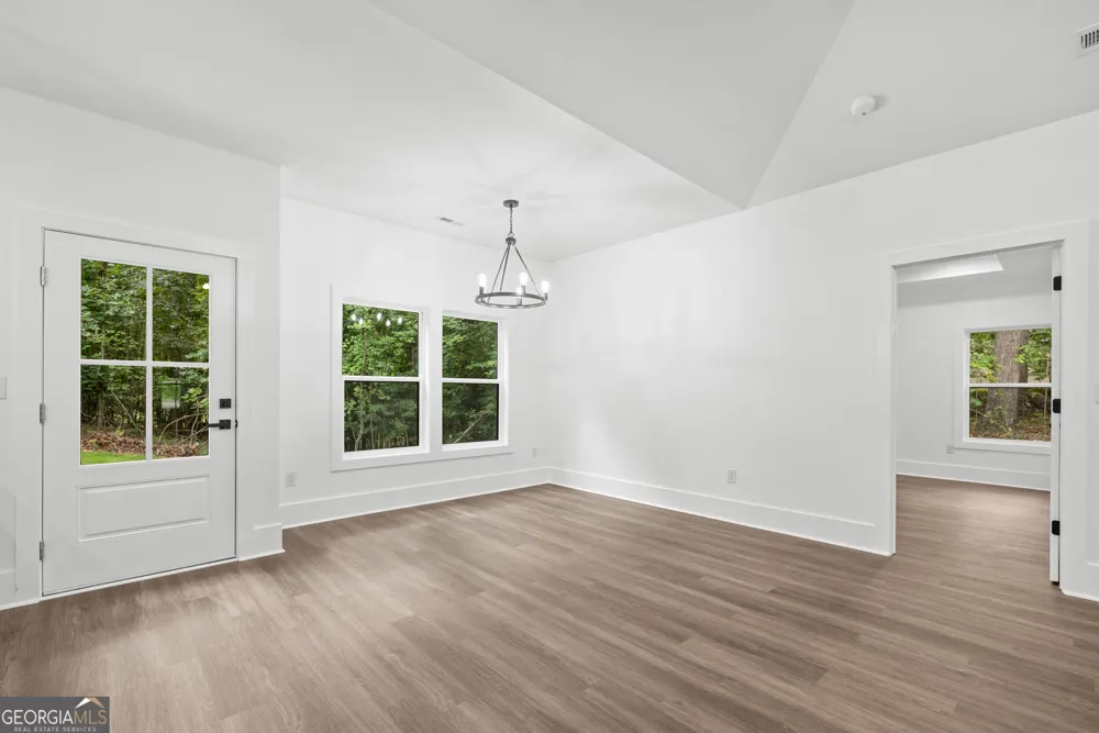 203 Palmer LN Westminster, SC 29693
