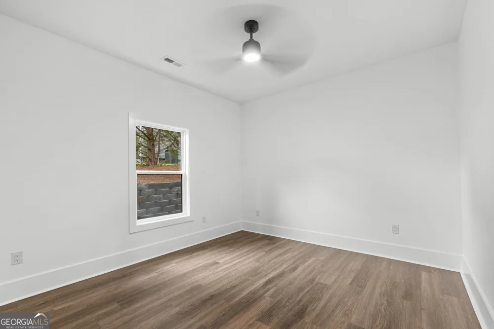 203 Palmer LN Westminster, SC 29693