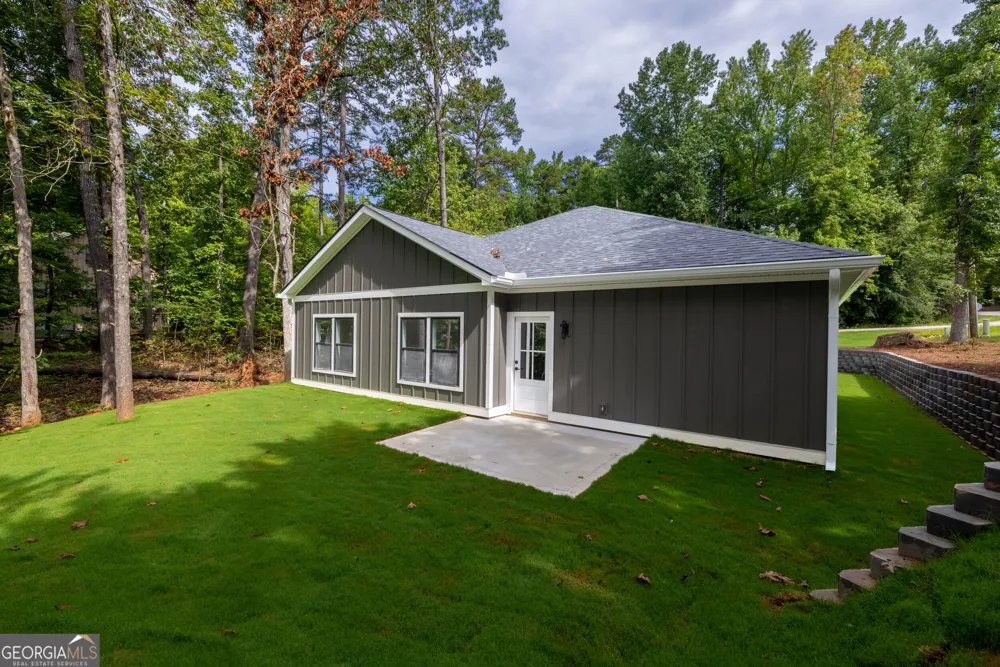 203 Palmer LN Westminster, SC 29693