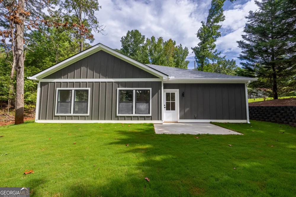 203 Palmer LN Westminster, SC 29693