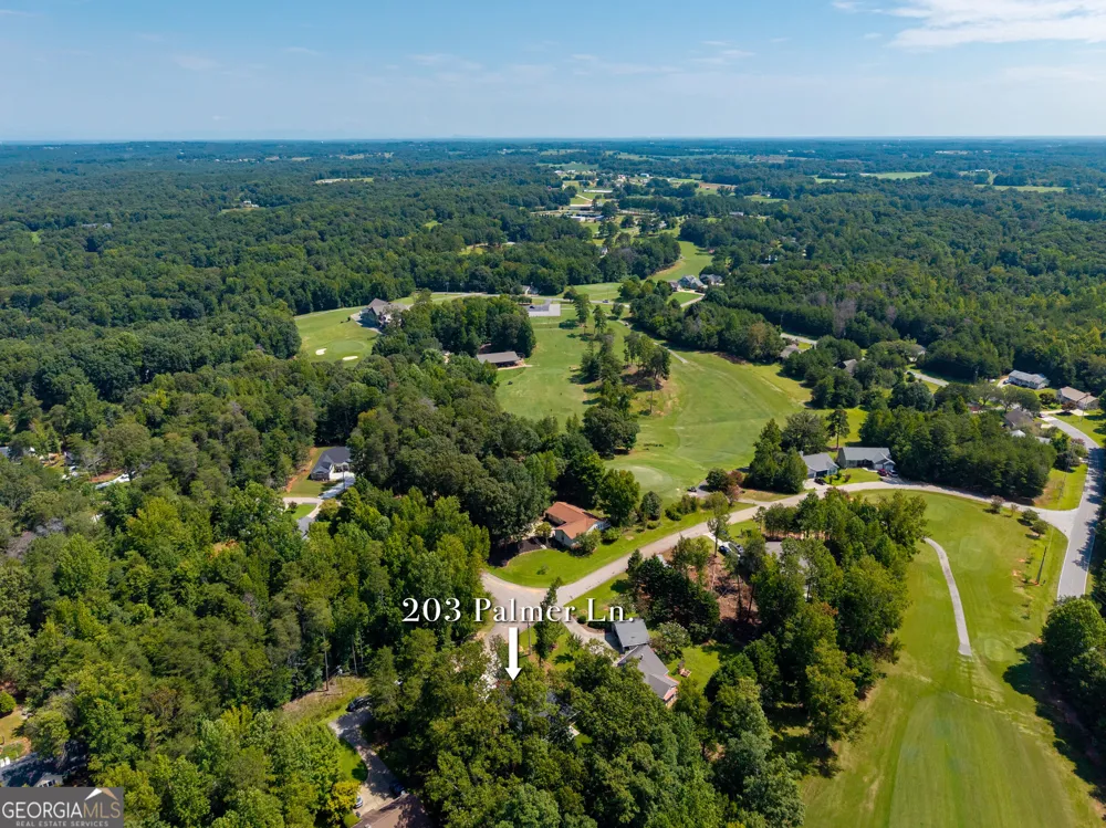 203 Palmer LN Westminster, SC 29693