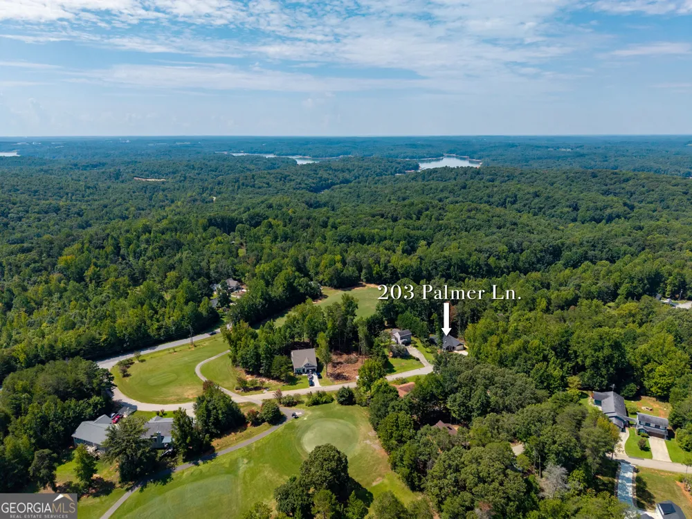 203 Palmer LN Westminster, SC 29693