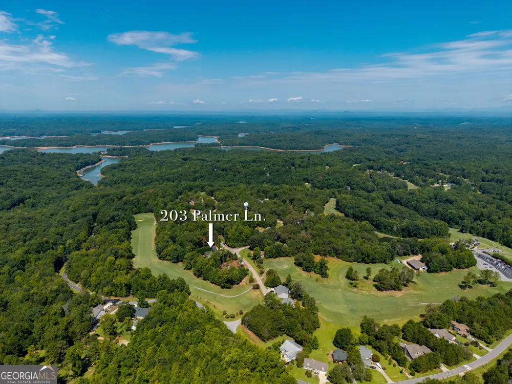 203 Palmer LN Westminster, SC 29693