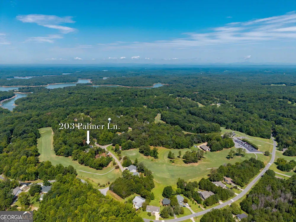 203 Palmer LN Westminster, SC 29693