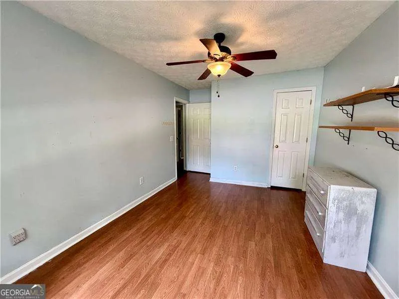 926 W Mill TRCE NW Kennesaw, GA 30152